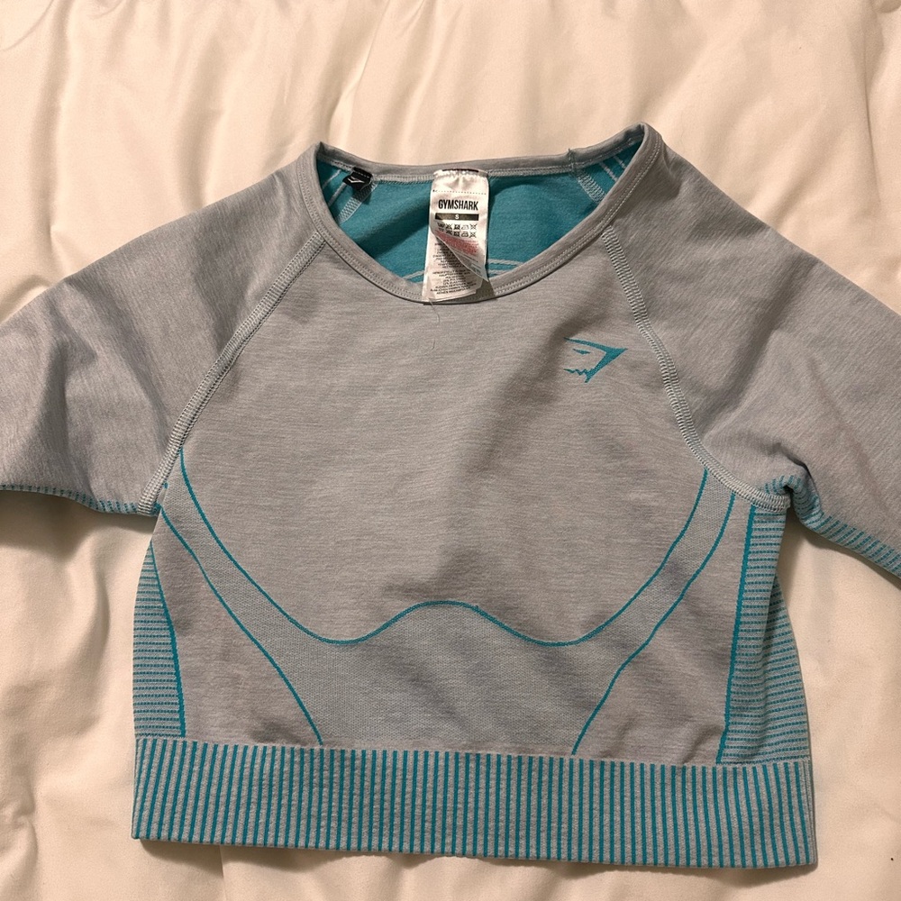 Gym shark workout long sleeve crop top